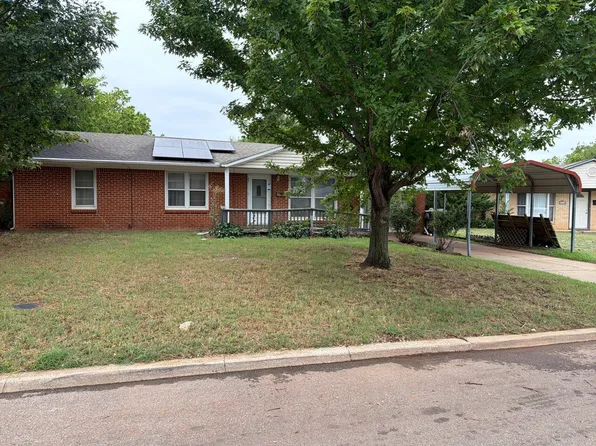 6109 N Redmond Ave, Warr Acres, OK 73122