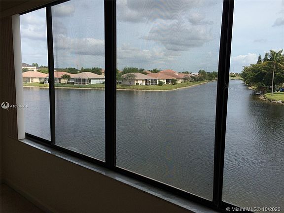 3rd image of 9655 N Belfort Cir #211