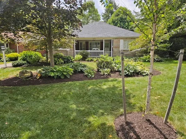 870 Sunnyside Ave, Akron, OH 44303