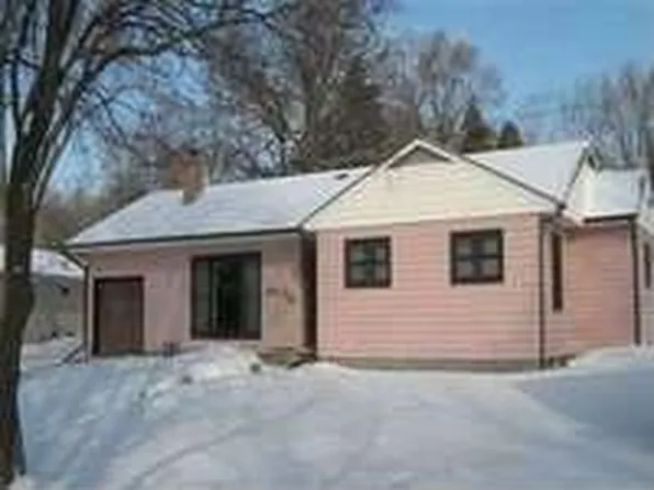 103 19th Dr, Norfolk, NE 68701