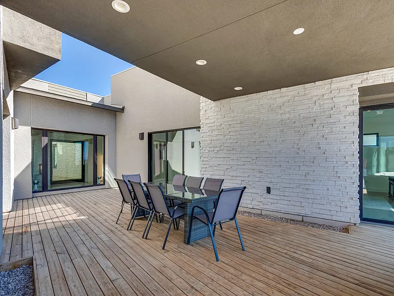 Outdoor Dining Area