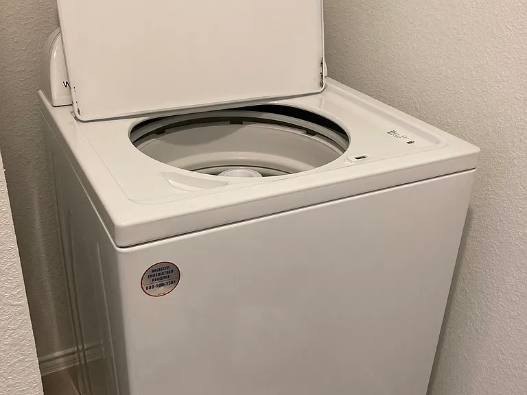 Washer available no dryer.