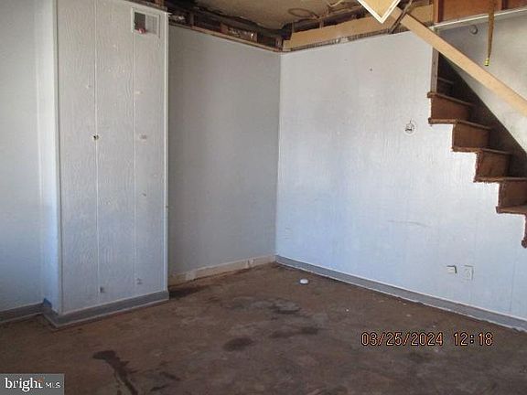 2nd image of 6100 Glenmore Ave