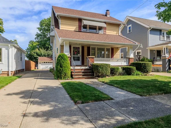 8028 Dresden Ave, Parma, OH 44129