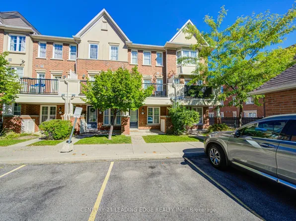 40 Mendelssohn St #17, Toronto, ON M1L 0G8