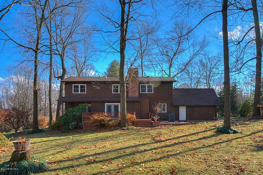 5th image of 2902 Ashlawn Dr