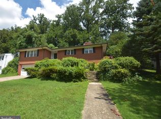 6821 Millwood Rd, Bethesda, MD 20817