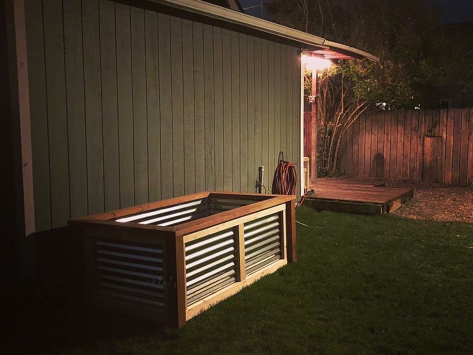 1st image of 510 E Pioneer