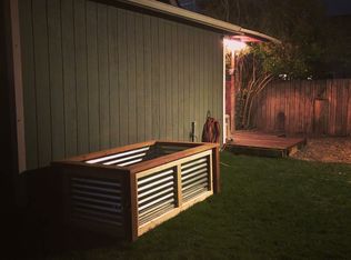 510 E Pioneer, Puyallup, WA 98372