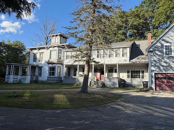 97 College St