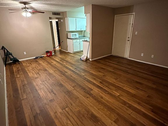 5th image of 1800 W Emelita Ave #1113