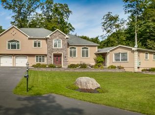 5 Boecher Ct, New City, NY 10956