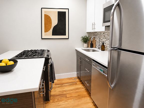 3rd image of 288 Eldert St #2