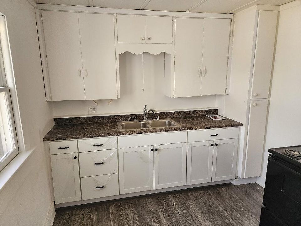 1st image of 214 W Harrison Ave #0