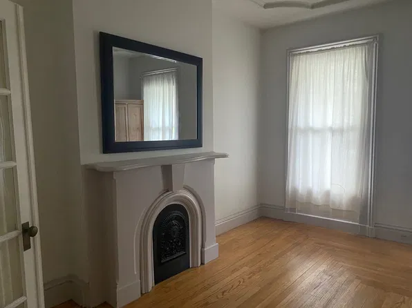 62 Clark St #1, New Haven, CT 06511