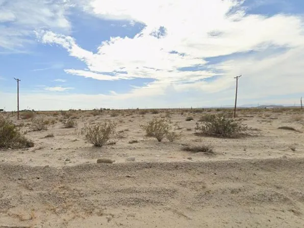 1575 Red Sea Ave, Thermal, CA 92274