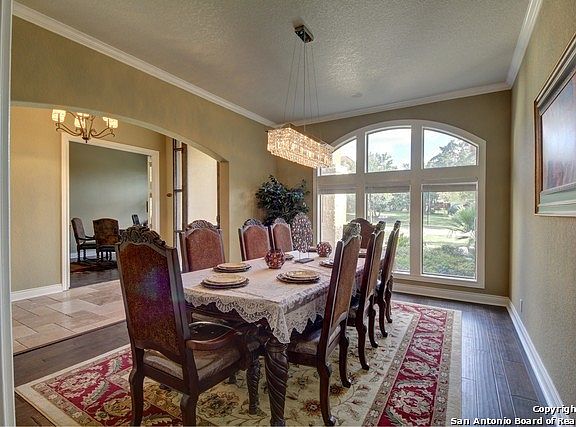 Large dining room w/ new wood flooring