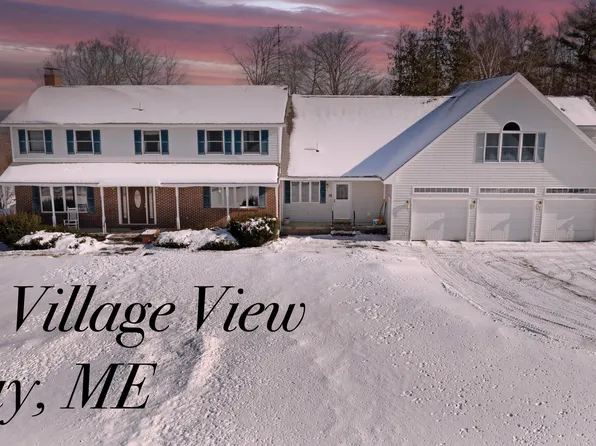 16 Village View, Jay, ME 04239