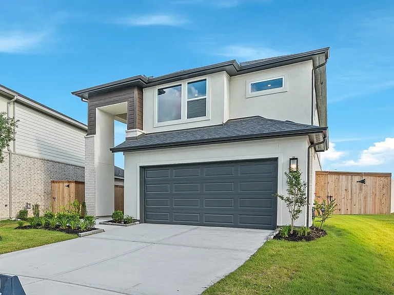 22135 Rangemore Dr — Photo 2
