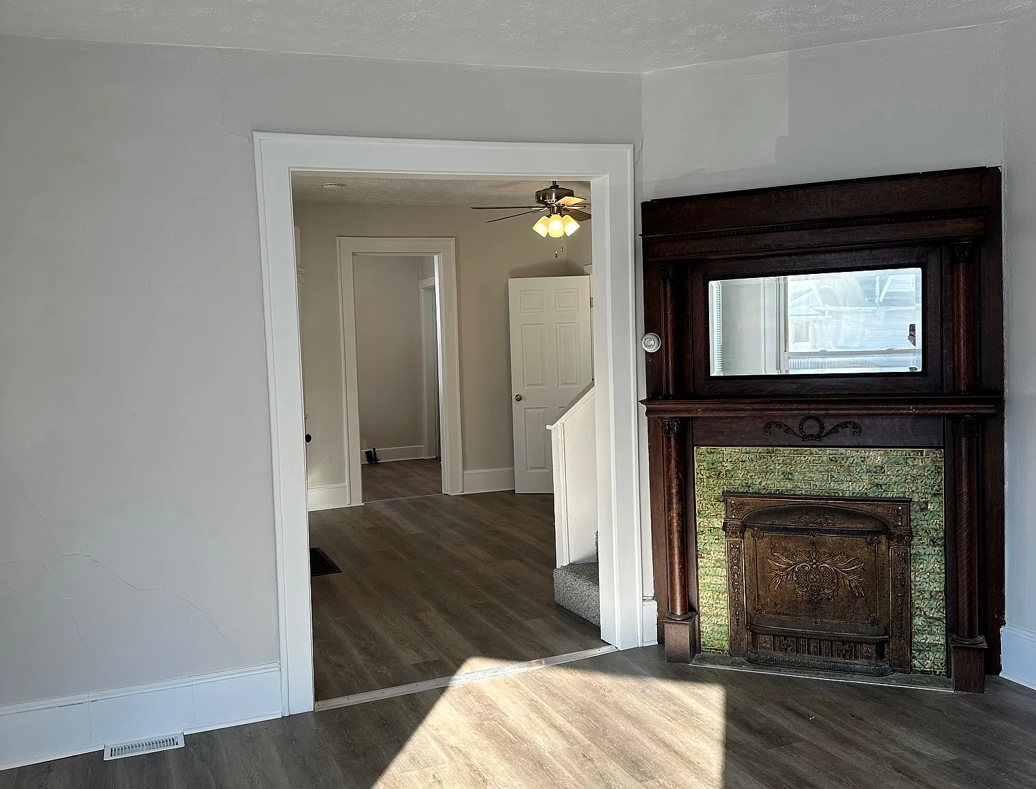 2 bed, 1.5 bath, $1,100 — Photo 3