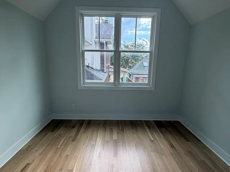 330 Chesterfield Ave — Photo 13