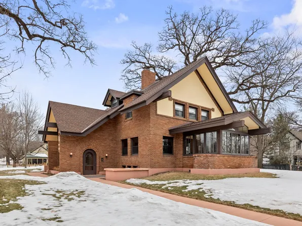 446 Main St S, Hutchinson, MN 55350