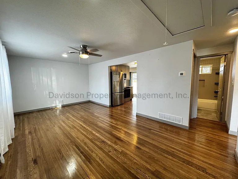 2029 Tahoe Blvd — Photo 2