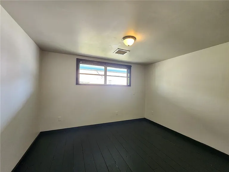 4520 Elba St — Photo 11
