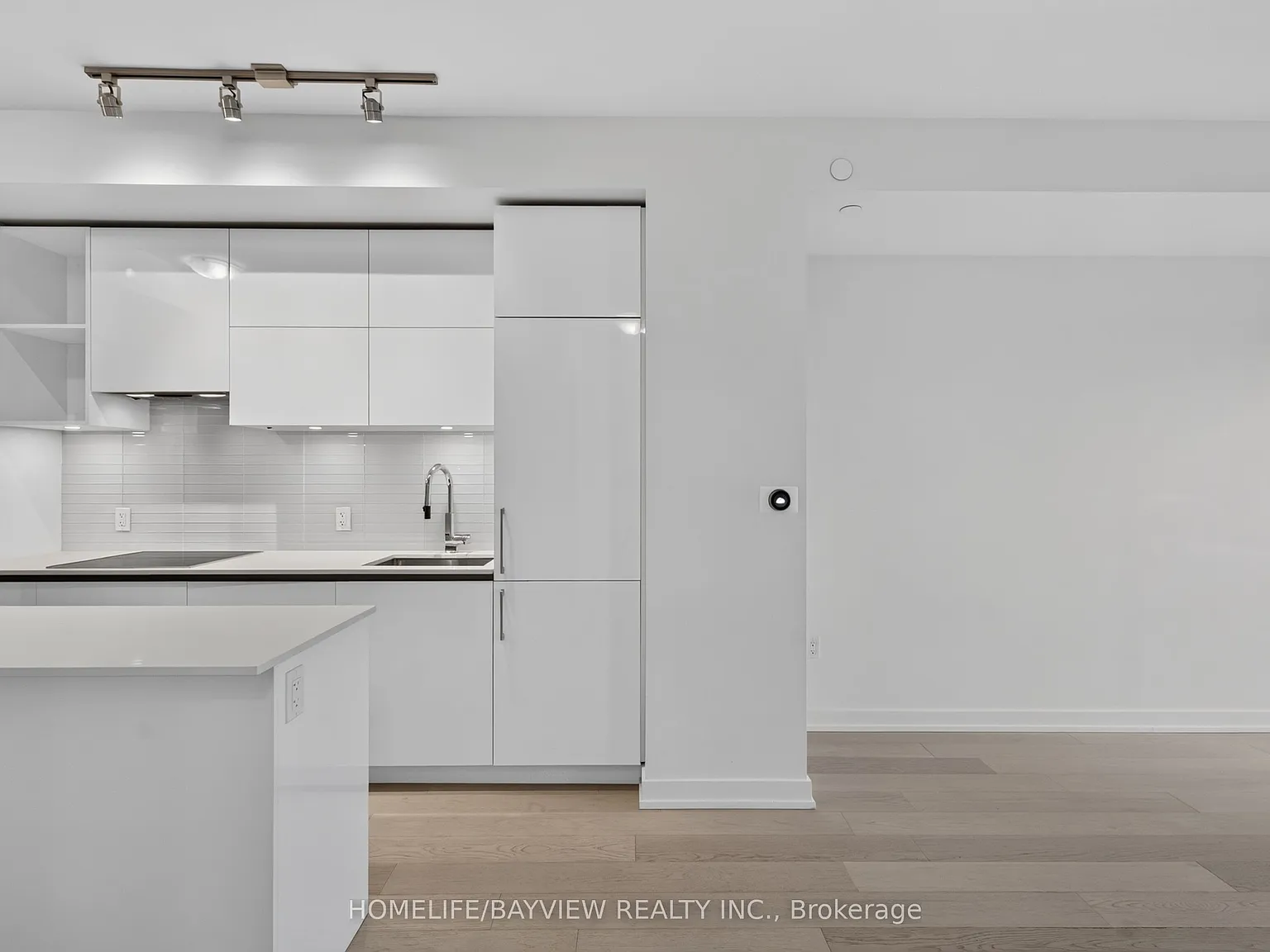 2 bed, $2,850 — Photo 3
