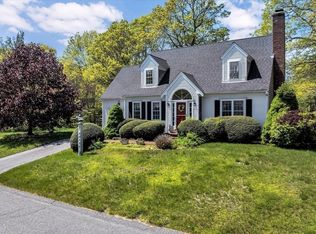 72 Rosemary Ln, Barnstable, MA 02630