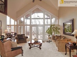 333 NE 180th St, Smithville, MO 64089