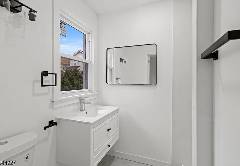 9 Sycamore St — Photo 6