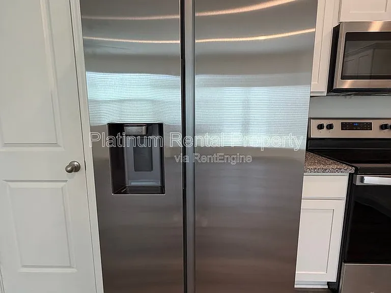 177 Swindon Dr — Photo 11