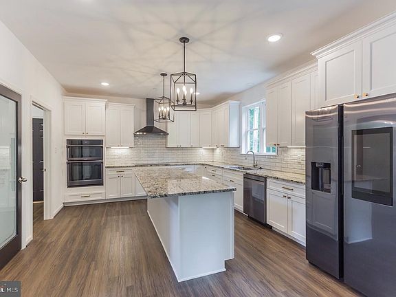 5th image of 10085 Aspenleigh Ct
