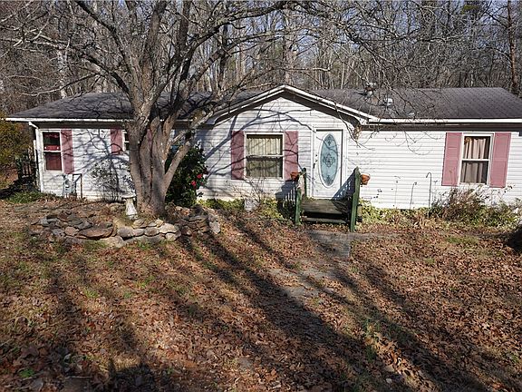 2nd image of 445 Brandy Ln