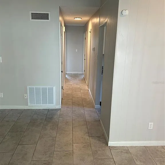 1450 Agatha Dr — Photo 13