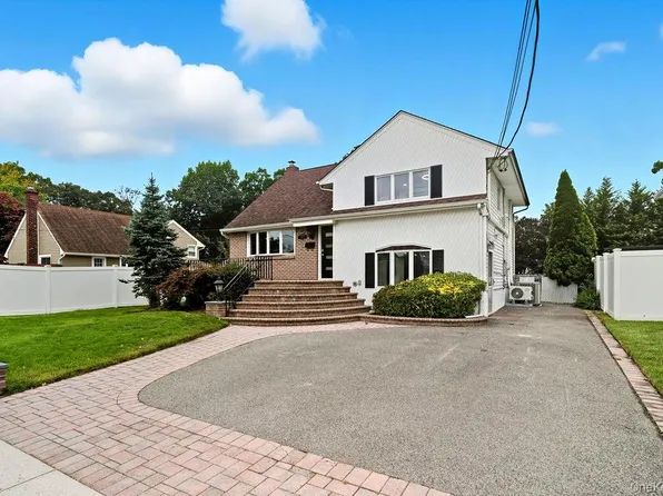 1078 Barbara Court, North Bellmore, NY 11710