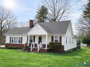 2224 Pocoshock Blvd, North Chesterfield, VA 23235