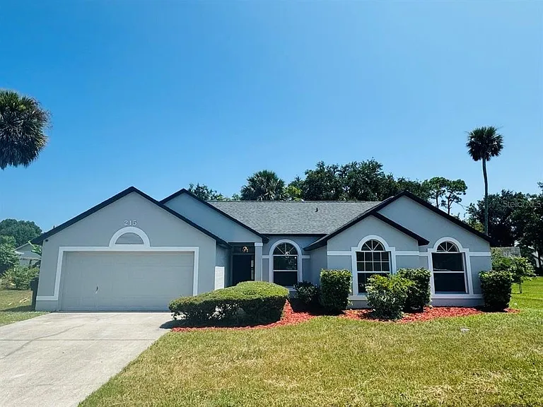 215 Hollowbrook Cir — Photo 1