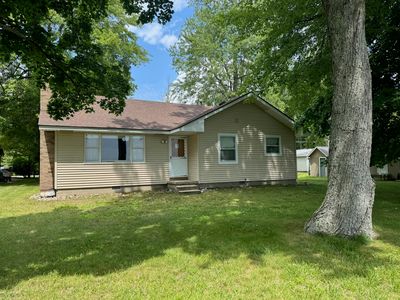365 Long Point Dr, Houghton Lake, MI, 48629