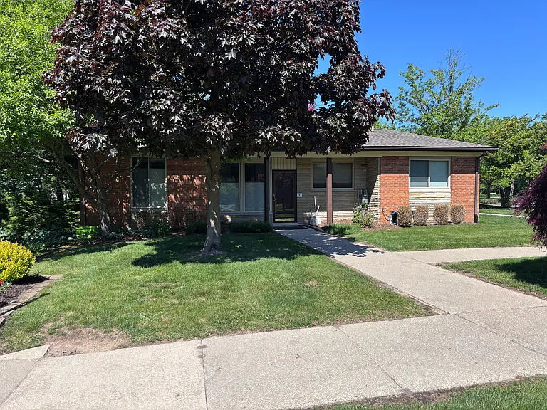 3400 S Adams Rd — Photo 3