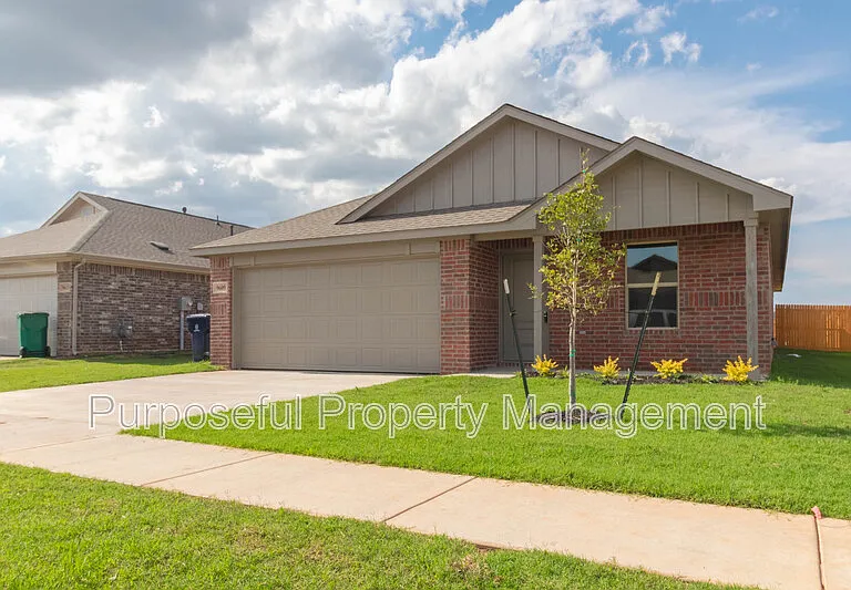 9609 NW 123rd St — Photo 2