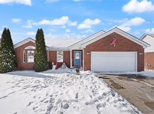 5501 Sky Ridge Road, Charlestown, IN 47111