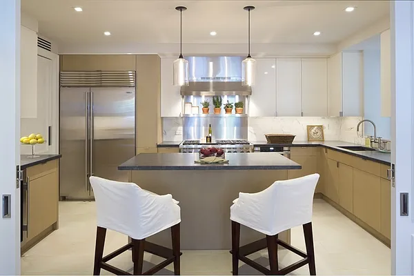 Sold by Stribling | media 3
