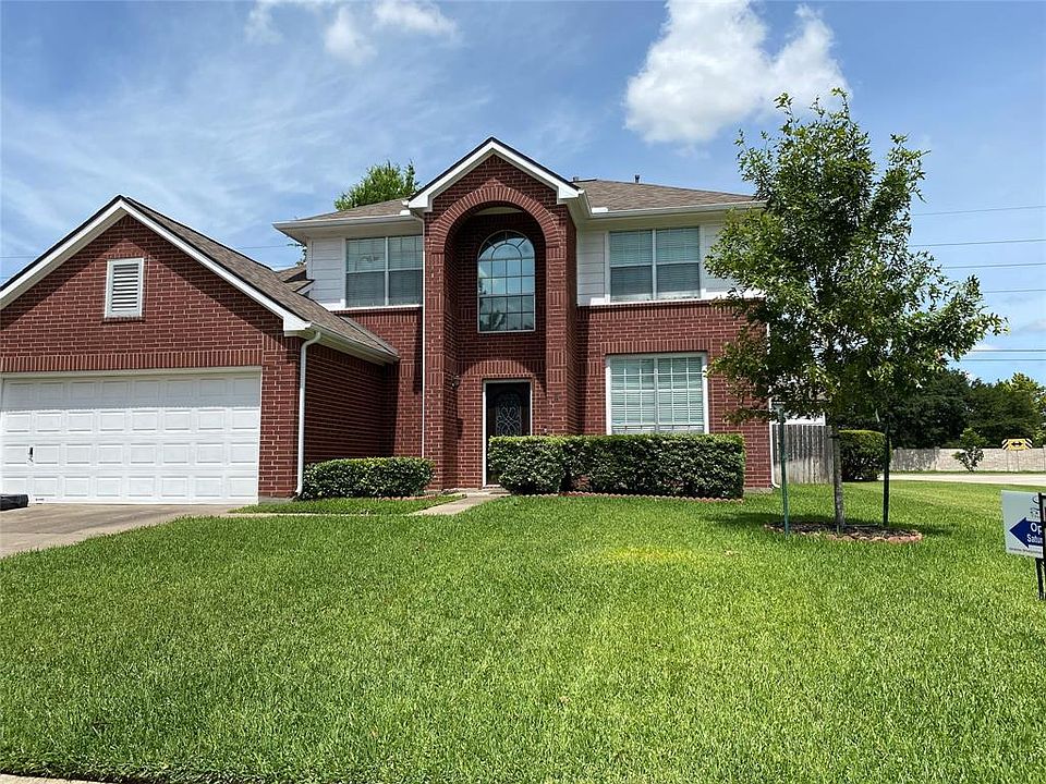 1st image of 17102 Fairway Glen Ct