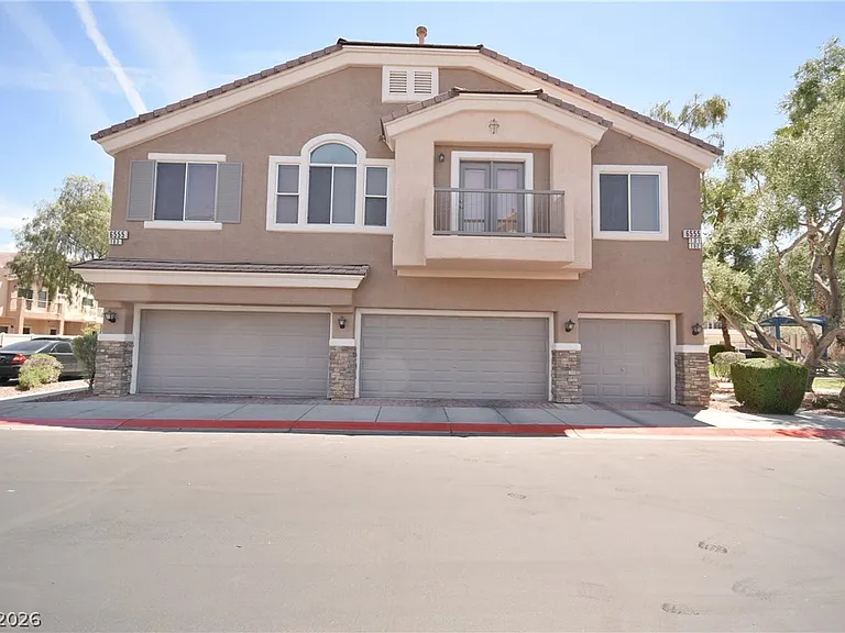 6555 Bucking Horse Ln #103 — Photo 1