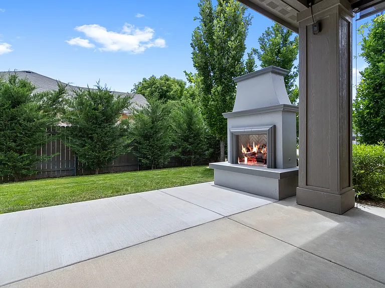207 W Wrangler St — Photo 43