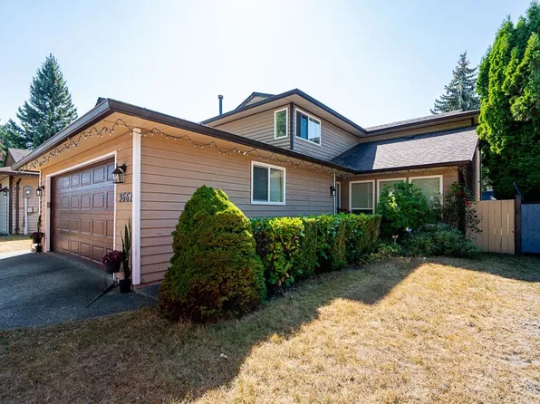 9667 155th St, Surrey, BC V3R 7Y9