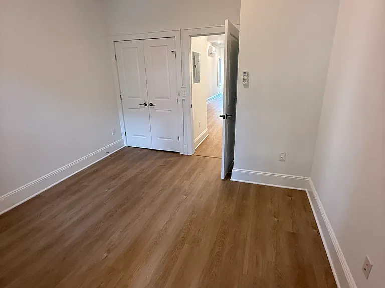 244 2nd St #2L — Photo 5