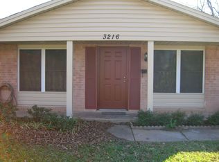 3216 Thames St, Irving, TX 75062